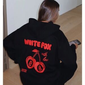 2 Piece Whit Fox with Red Cherry Logo Set